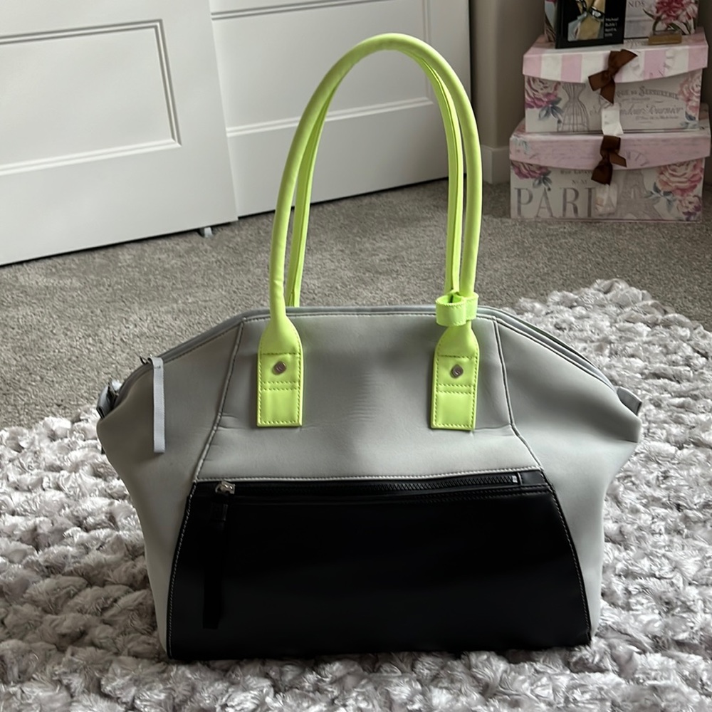 Lululemon workout travel bag
